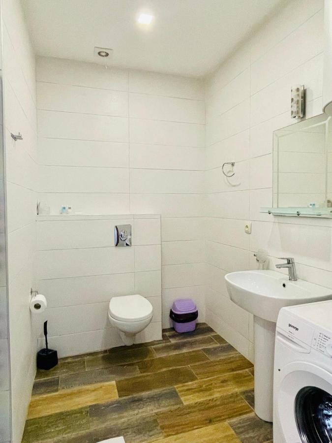 Balmaral Apart Hotel Batoumi Extérieur photo