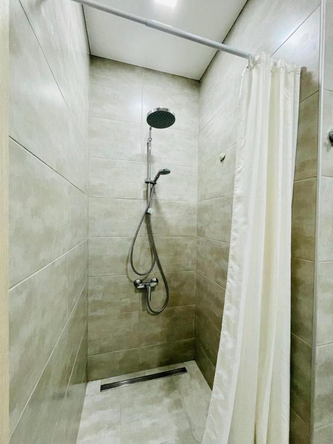 Balmaral Apart Hotel Batoumi Extérieur photo
